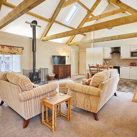Host & Stay - Tithe Barn Cottages Easington Buitenkant foto